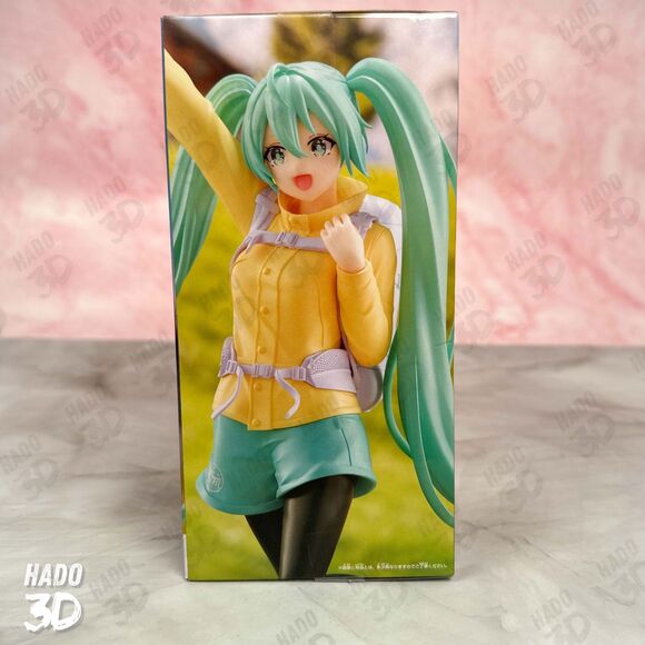 Hatsune Miku Hiking Vocaloid - Holiday Memories - Mountain Climbing Vocaloid - Picture 3 of 6